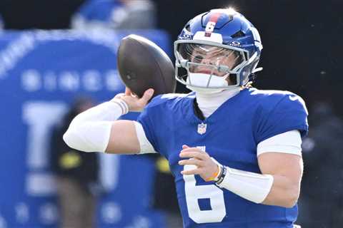 Matt Nagy’s message to Jaxson Dart: Don’t try to be Patrick Mahomes