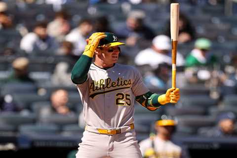 A’s star Brent Rooker exits game vs. Yankees in middle of at-bat in injury concern