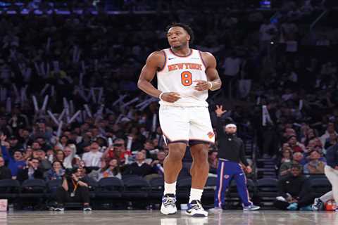 OG Anunoby exits with left ankle injury in Knicks latest concern