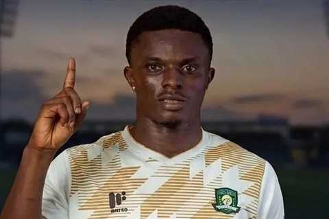 Ghanaian Premier League player killed in suspected armed robbery attack on team bus