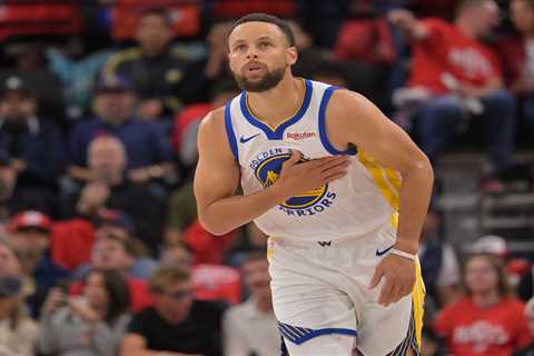 Steph Curry’s late heroics lead Warriors to NBA play-in win over Clippers