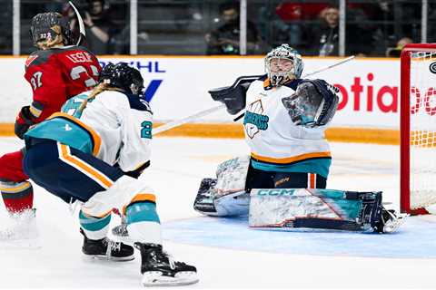 Sirens’ road woes continue in loss to Charge as playoff hopes fade