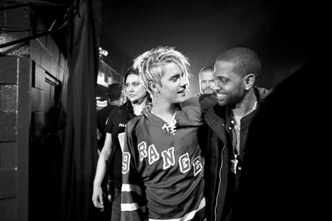 Big Sean Gives Justin Bieber His Flowers During Coachella Weekend Two Guest Appearance: ‘You Gave..