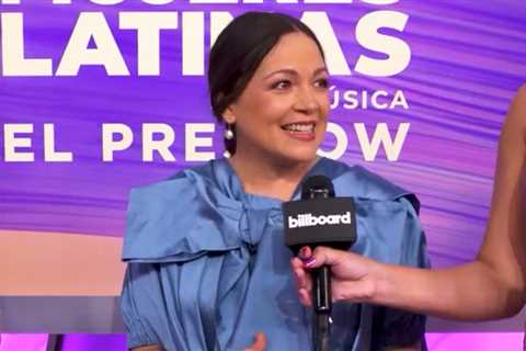 Natalia Lafourcade On Being Inspired By Julieta Venegas & Talks Being On Tour | Billboard Latin..
