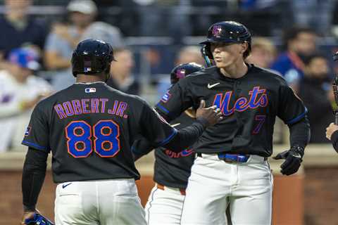 Mets SNY feed bizarrely switches to Spanish-language broadcasters for area viewers