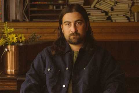 Noah Kahan, Kehlani, Suki Waterhouse & More: New Music Friday Guide