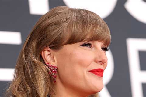 Taylor Swift Files to Trademark Her Voice and Likeness Amid A.I. Threats