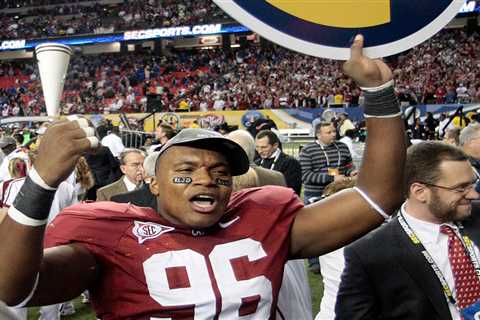 Ex-Alabama player pleads guilty to impersonating NFL players in fraud scheme