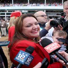 Cherie DeVaux makes history as first female trainer to win Kentucky Derby after Golden Tempo’s..