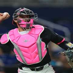 Two potential free agent catchers that can bolster your fantasy baseball lineup