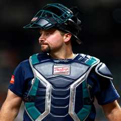 Cal Raleigh goes on IL for the first time as nightmare season continues