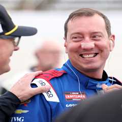 Kyle Busch coughed up blood on bathroom floor before death, 911 audio reveals
