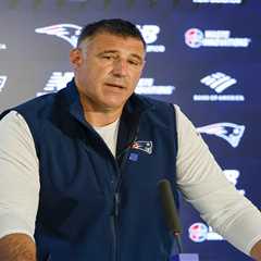 Mike Vrabel professes love for his wife Jen after Dianna Russini photo scandal
