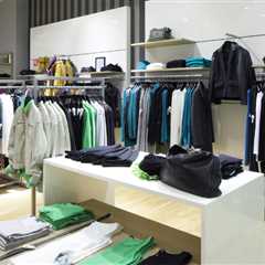 Fashion and Finances: How to Balance Personal Style With Smart Spending