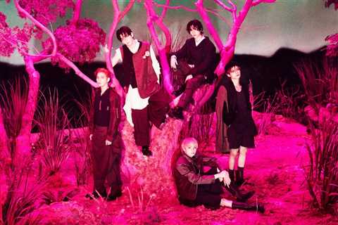 TOMORROW X TOGETHER Score Ninth No. 1 on Top Album Sales Chart