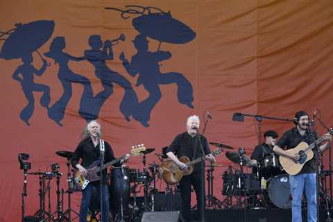 ‘This Is Very Different From the Sphere’: Eagles’ Full Setlist for 2026 New Orleans Jazz Fest