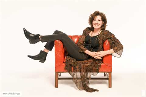 Amy Grant Opens Up About Her First Album in 13 Years, ‘The Me That Remains’: ‘In a Beautiful Way,..