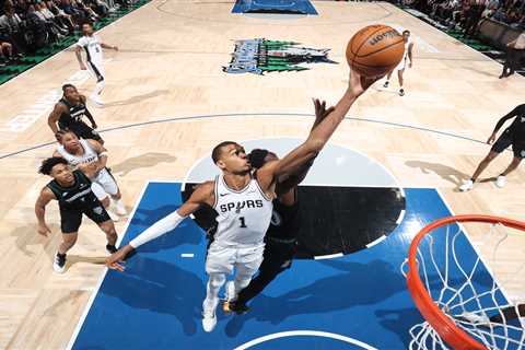 Victor Wembanyama comes up big again to propel Spurs to key Game 3 win over Timberwolves