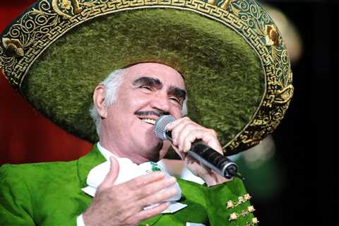 Vicente Fernández Returns Alongside Banda Sinaloense Stars in ‘Tributo al Rey con Banda’: ‘He..