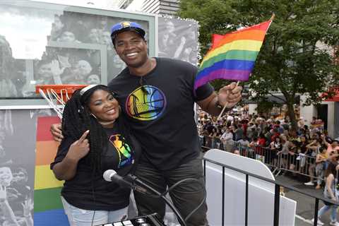 Charles Barkley says ‘homophobic’ society preventing more gay athletes from coming out