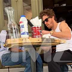 Shaun White Takes Woman Out On Date in New York City