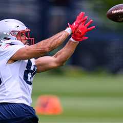 Patriots lose $15 million free agent signing Julian Hill for season: ‘Devastating’