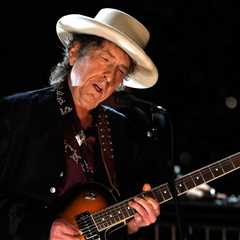 Bob Dylan Plays ‘You Ain’t Goin’ Nowhere’ for First Time in 14 Years