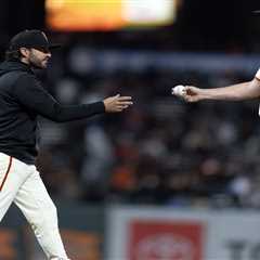 Former Giants all-star Shawn Estes blasts Tony Vitello for manager miscues