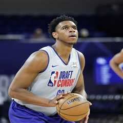 UConn’s Tarris Reed Jr. would add depth, reliability to Lakers’ big man rotation