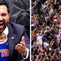 This Is My Nightmare: 22 Photos That Show How Absolutely Wild The Crowds At The Knicks Parade Are