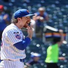 Mets demolished by Cubs in ugly first game of doubleheader