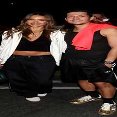 Jessica Alba, Ashton Kutcher and other celebrities’ LA World Cup night fueled by chicken fingers