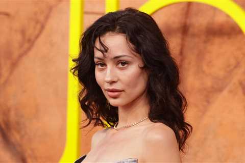 “I Don’t Love How This Feels…”: Alexa Demie Recalled The Moment She Voiced Her Discomfort Around..