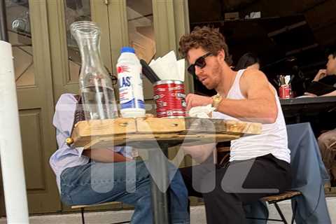 Shaun White Takes Woman Out On Date in New York City