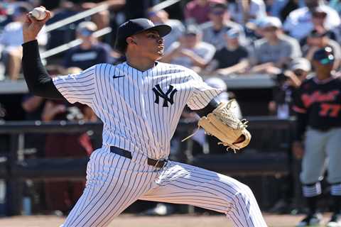 Yankees move highly touted prospect Carlos Lagrange to bullpen