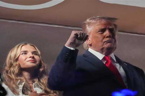 Trump tells The Post refs made ‘very bad call’ on Victor Wembanyama shove against Knicks star Jalen ..
