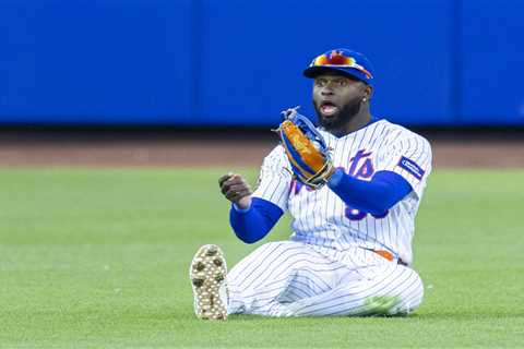 Mets still have no timetable for Luis Robert Jr.’s return following back injury