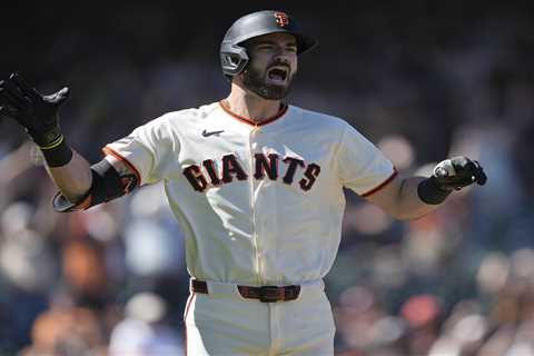Bryce Eldridge, in lost Giants season, gives fans reason to watch, hope