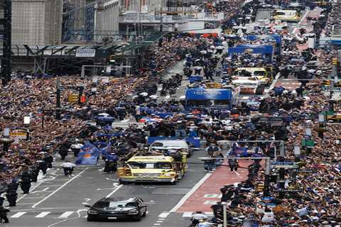 More than a million Knicks fans line the streets to celebrate team’s first title in 53 years: Photos