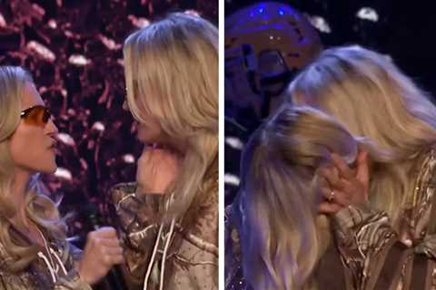 Brittany Snow and Malin Akerman Make Out On Stage at Las Culturistas Awards