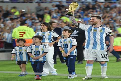 Lionel Messi responds to wife Antonela’s family outfit photo before Argentina World Cup game