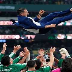 Mexico snaps 40-year knockout drought to advance to World Cup round of 16