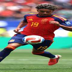 Lamine Yamal’s girlfriend Ines Garcia rocks cropped Spain jersey for World Cup game