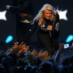 Lauren Bennett, ‘Party Rock Anthem’ Singer & G.R.L. Member, Dead at 37