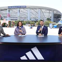 Pregnant Carli Lloyd claps back at body-shaming World Cup troll