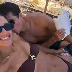 Bikini-Clad Jessica Alba and Danny Ramirez Pack on PDA on Italian Beach