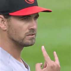 Pete Alonso questioned in awkward moment with Orioles teammate: ‘Can you see?’