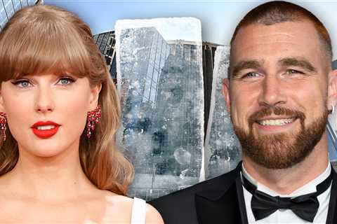 Taylor Swift's Wedding Gets Ice Sculpture Delivered