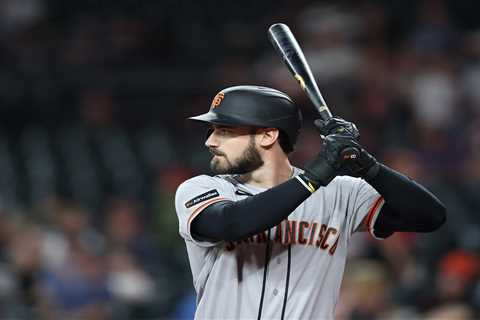 How star rookie Bryce Eldridge is fighting through struggles amid terrible Giants season