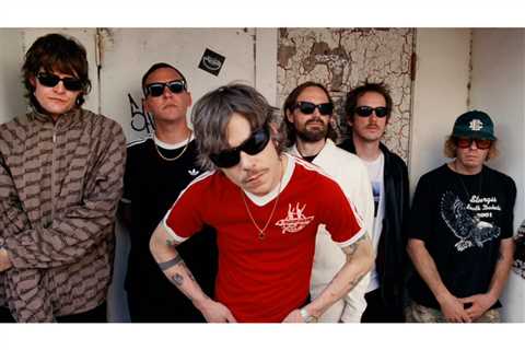 Cage the Elephant Signs With Big Loud Rock